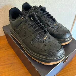 NIKE Air Force 1 Luxe Men’s Size 11 Black